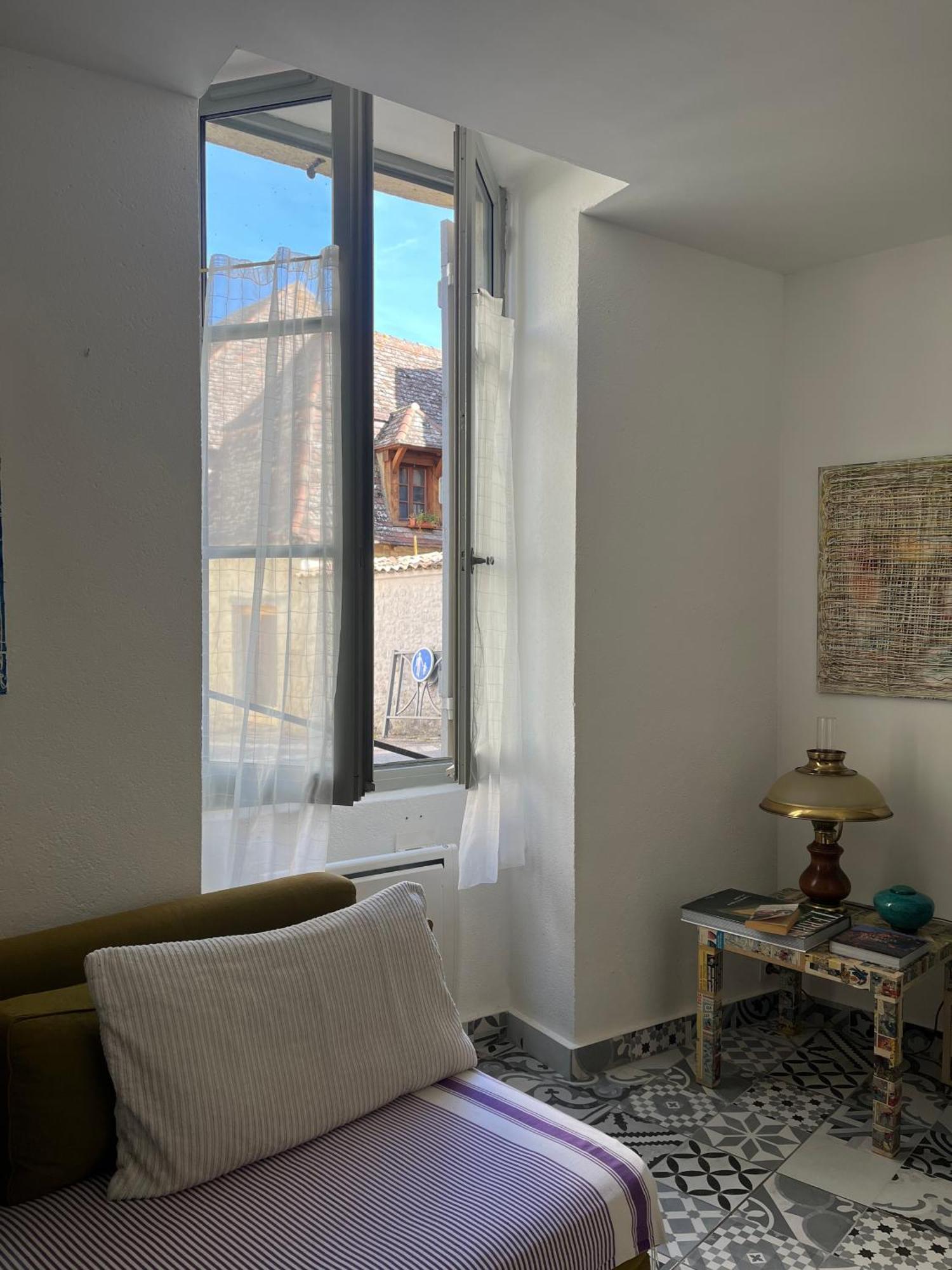 Chambre Paisible Dans Une Ancienne Batisse Renovee Issigeac Ngoại thất bức ảnh